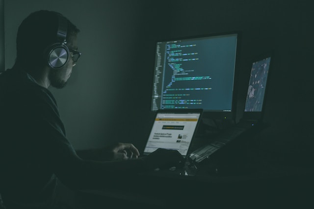 dark web